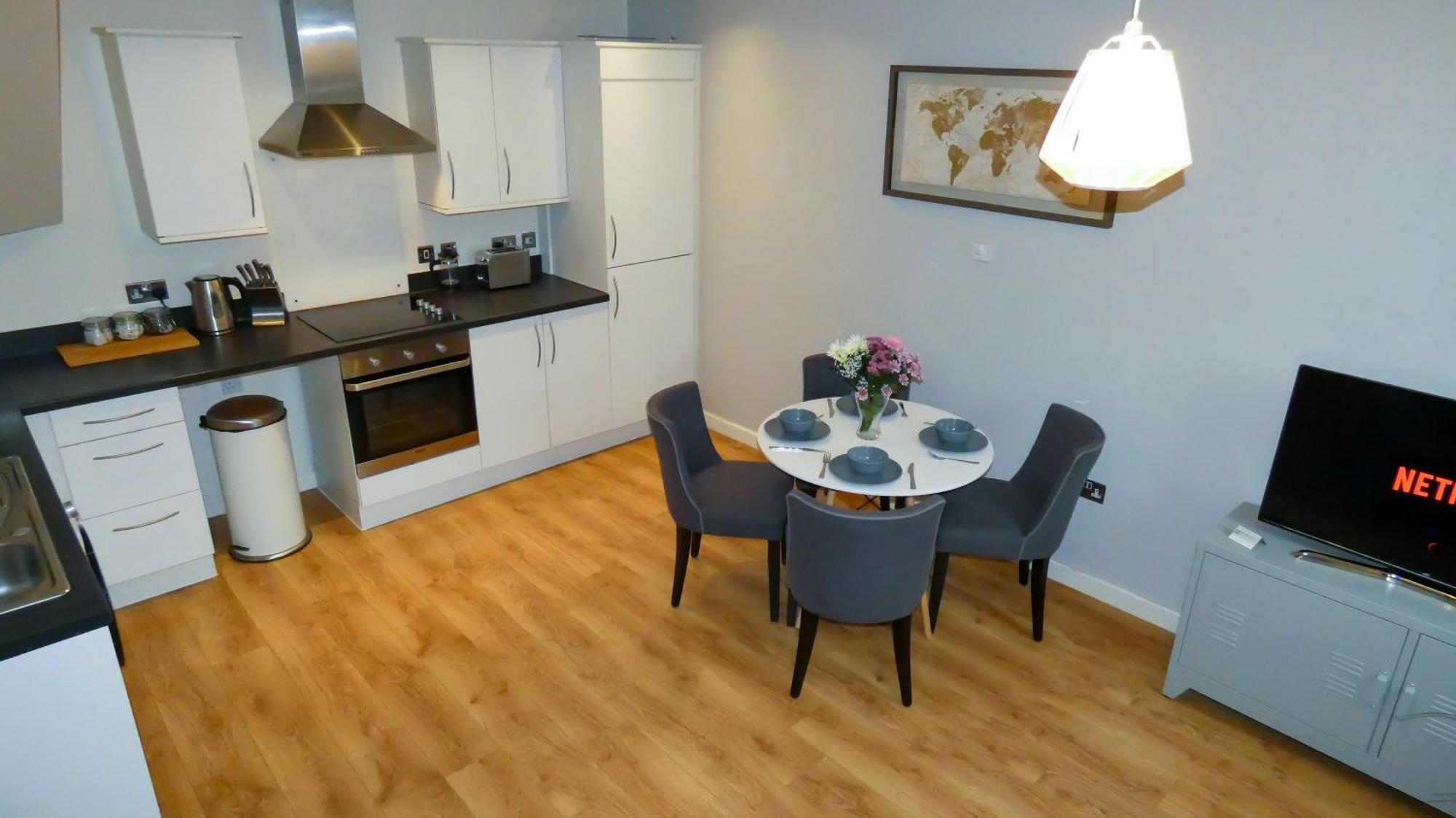 Three Bedroom Townhouse With Parking Telford Zimmer foto